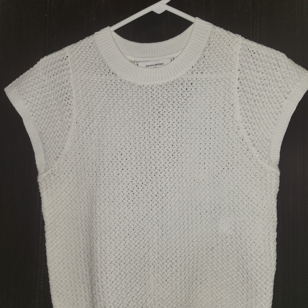 Banana Republic Cropped Summer Sweater White